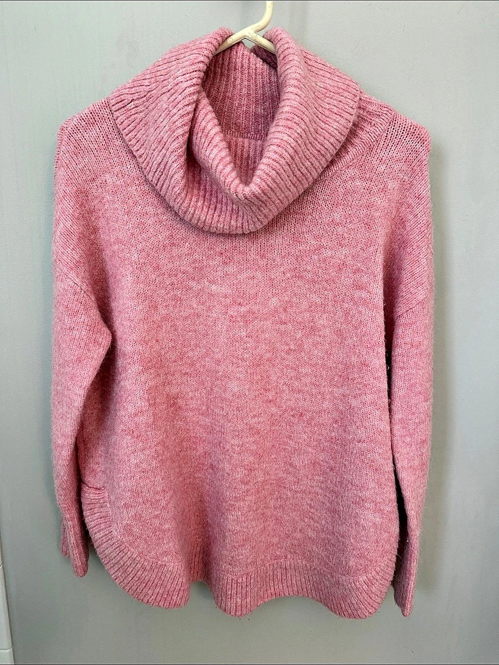 LOFT Cowl Neck Sweater in Pink Size Small